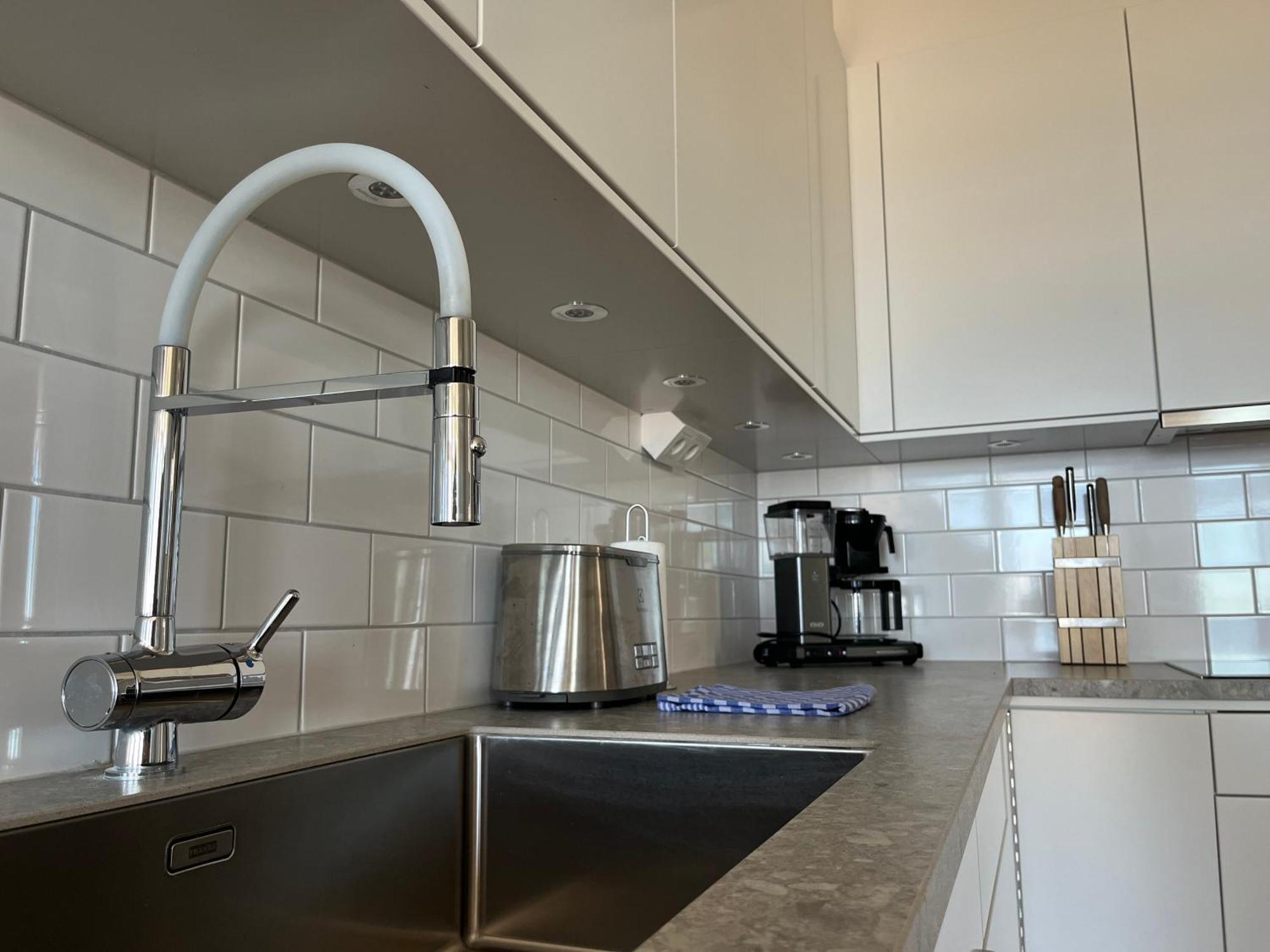 Ahusbrygga Apartment Hotel ภายนอก รูปภาพ